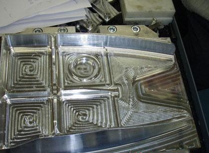 JH頻譜諧波振動時效設(shè)備在鋁合金小型薄壁結(jié)構(gòu)件中的應(yīng)用