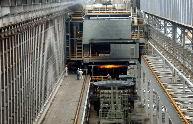 大型焦爐基礎(chǔ)結(jié)構(gòu)應(yīng)變測試研究